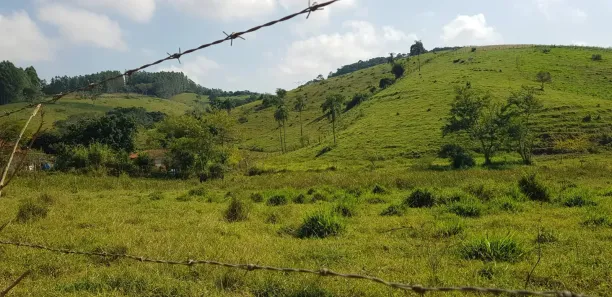 Lote/Terreno com 1 Quarto à venda, 13846590m² no Jambeiro, Jambeiro