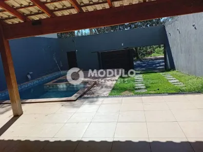 Casa com 3 Quartos para alugar, 120m² no Jaraguá, Uberlândia