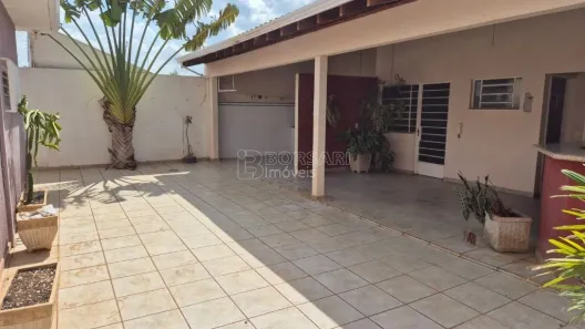 Casa com 4 Quartos à venda, 234m² no Vila José Bonifácio, Araraquara