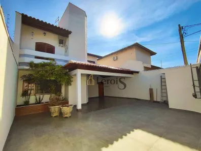 Casa com 3 Quartos à venda, 272m² no Parque Residencial Presidente Médici, Itu