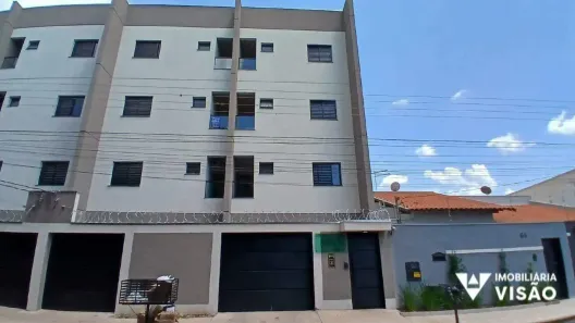 Apartamento com 2 Quartos para alugar, 68m² no Olinda, Uberaba
