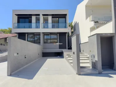 Casa com 3 Quartos à venda, 145m² no Lagoa da Conceição, Florianópolis