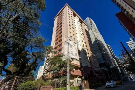 Apartamento com 2 Quartos para alugar, 55m² no Água Verde, Curitiba