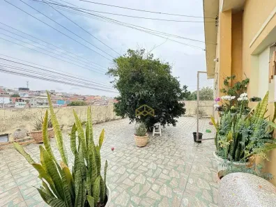 Casa com 3 Quartos à venda, 350m² no Jardim do Lago, Campinas