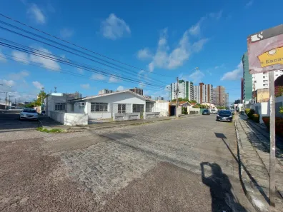 Casa com 4 Quartos à venda, 286m² no Grageru, Aracaju