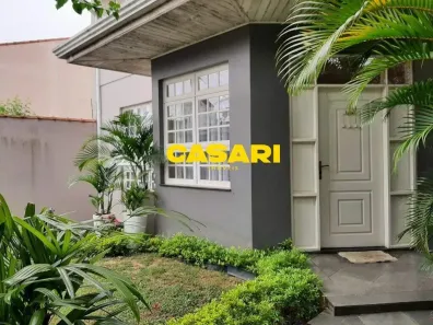 Sobrado com 3 Quartos à venda, 282m² no Nova Petrópolis, São Bernardo do Campo