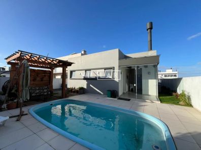 Casa de Condomínio com 3 Quartos à venda, 165m² no Laranjal, Pelotas