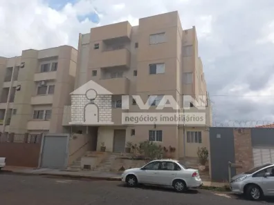 Apartamento com 3 Quartos à venda, 93m² no Osvaldo Rezende, Uberlândia