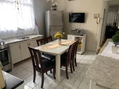 Sobrado com 4 Quartos à venda, 256m² no Jardim Elvira, Osasco