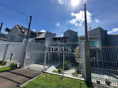 Sobrado com 3 Quartos para alugar, 120m² no Santa Felicidade, Curitiba