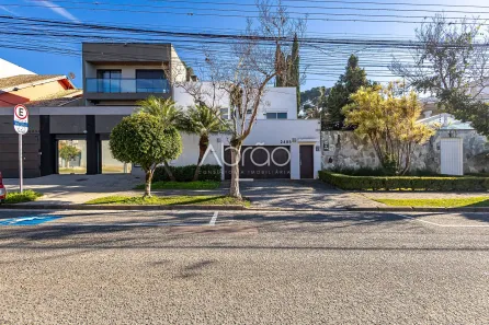 Casa com 4 Quartos para alugar, 250m² no Rebouças, Curitiba