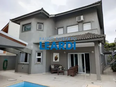 Casa de Condomínio com 4 Quartos à venda, 350m² no Alphaville, Santana de Parnaíba