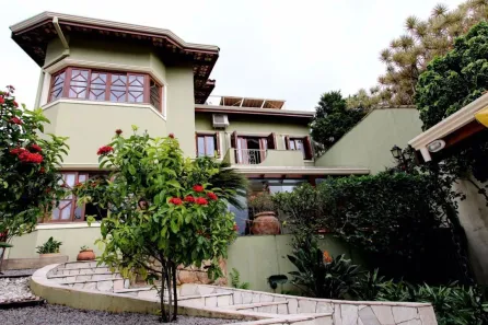 Casa com 3 Quartos à venda, 401m² no Vila Petrópolis, Atibaia