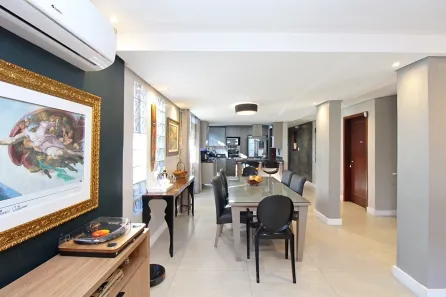 Casa com 4 Quartos à venda, 320m² no Tristeza, Porto Alegre