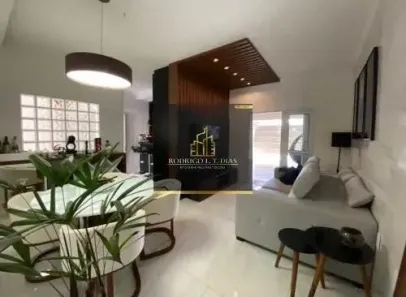 Casa com 2 Quartos à venda, 108m² no Tulipas, Jundiaí