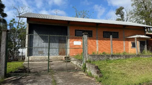 Galpão/Depósito/Armazém à venda, 148m² no Várzea Grande Belvedere, Gramado