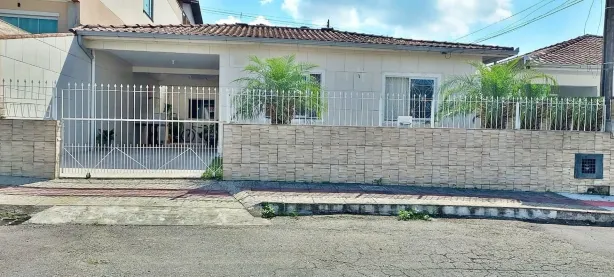 Casa com 4 Quartos à venda, 150m² no Forquilhas, São José