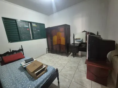 Casa com 3 Quartos à venda, 10m² no Vila Coralina, Bauru