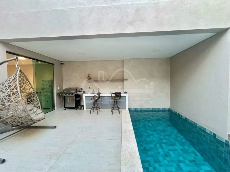 Casa com 3 quartos — Castelo, Belo Horizonte