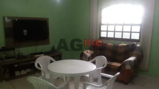 Casa com 3 Quartos à venda, 90m² no Oswaldo Cruz, Rio de Janeiro
