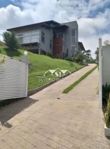 Casa de Condomínio com 3 Quartos à venda, 460m² no Nogueira, Petrópolis