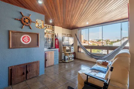 Apartamento com 3 Quartos à venda, 135m² no Jardim Lindóia, Porto Alegre
