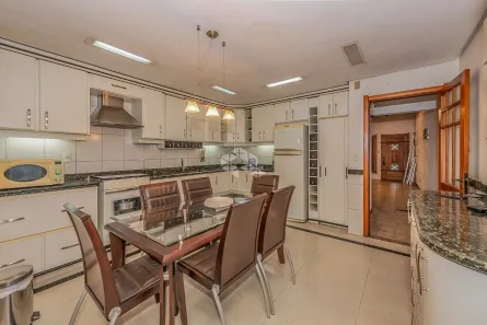 Casa com 3 Quartos à venda, 281m² no Partenon, Porto Alegre