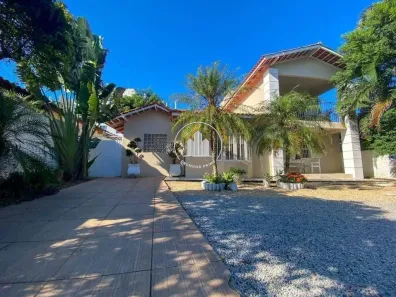 Casa com 3 Quartos para alugar, 600m² no Campeche, Florianópolis