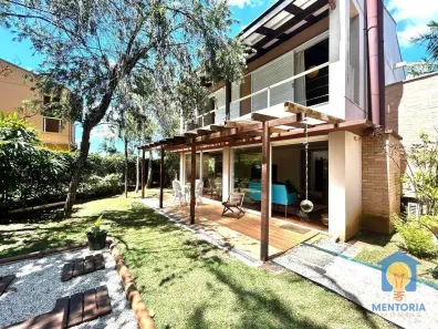 Casa de Condomínio com 3 Quartos à venda, 252m² no Moinho Velho, Cotia