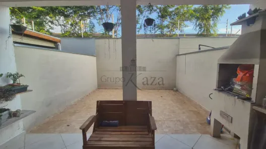 Casa de Condomínio com 3 Quartos à venda, 121m² no Jardim Santa Maria, Jacareí