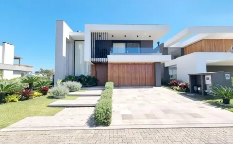 Casa de Condomínio com 3 Quartos à venda, 350m² no Engenho Velho, Torres