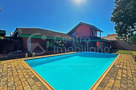 Casa com 4 Quartos à venda, 238m² no Cidade Nova Peruíbe, Peruíbe
