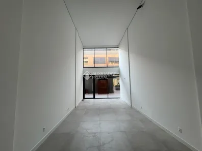 Ponto Comercial para alugar, 134m² no Saco Grande, Florianópolis