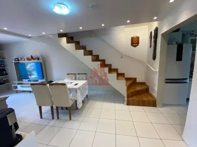 Casa com 3 Quartos à venda, 174m² no Jardim Rio das Pedras, Cotia