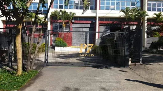 Galpão/Depósito/Armazém para alugar, 950m² no Alphaville Industrial, Barueri