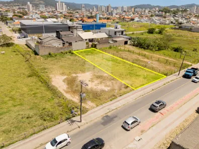 Lote/Terreno à venda, 463m² no Centro, Tubarão