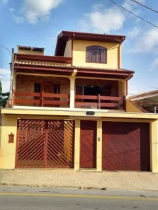 Sobrado com 3 Quartos à venda, 253m² no Vera Cruz, Caçapava