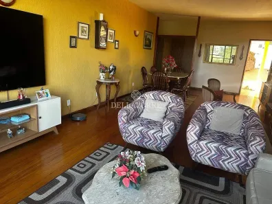 Casa com 4 Quartos à venda, 263m² no Parque do Ingá, Teresópolis