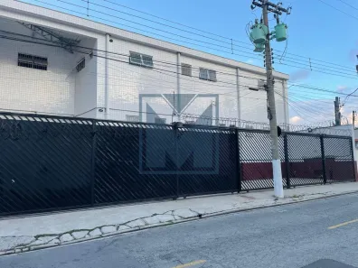 Galpão/Depósito/Armazém para alugar, 1600m² no Vila das Palmeiras, Guarulhos