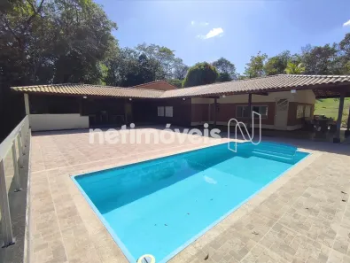 Fazenda/Sítio com 5 Quartos à venda, 315m² no Pinhões, Santa Luzia