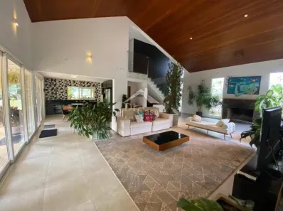Casa com 4 Quartos para alugar, 370m² no San Fernando Valley, Atibaia