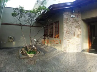 Casa com 3 Quartos à venda, 200m² no Santa Marina, Valinhos
