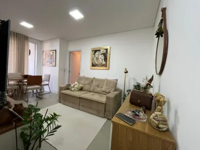Apartamento com 3 Quartos para alugar, 72m² no Vila Bosque, Maringá