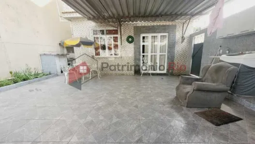 Casa com 2 Quartos à venda, 100m² no Irajá, Rio de Janeiro
