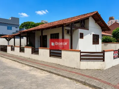 Casa com 3 Quartos à venda, 92m² no Centro, Penha