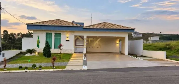 Casa de Condomínio com 3 Quartos à venda, 313m² no Centro, Taubaté