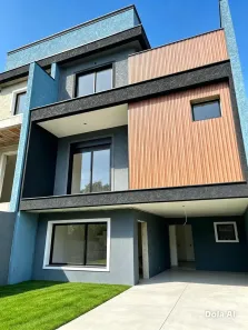 Casa com 3 Quartos à venda, 134m² no Fazendinha, Curitiba