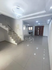 Casa com 3 Quartos à venda, 149m² no Guarujá, Porto Alegre