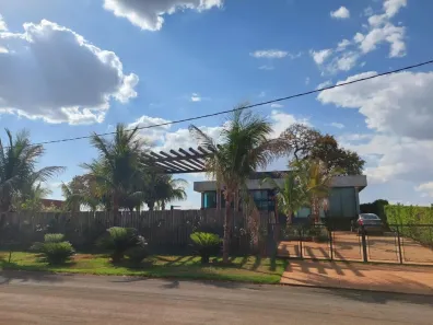 Fazenda/Sítio com 4 Quartos à venda, 340m² no , Fronteira