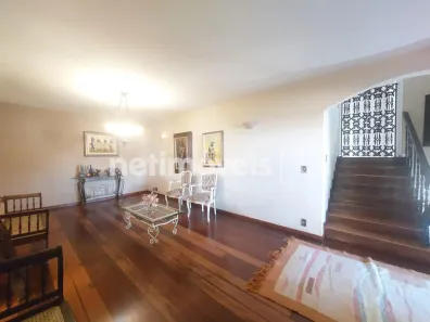 Casa com 4 Quartos à venda, 400m² no Flamengo, Contagem